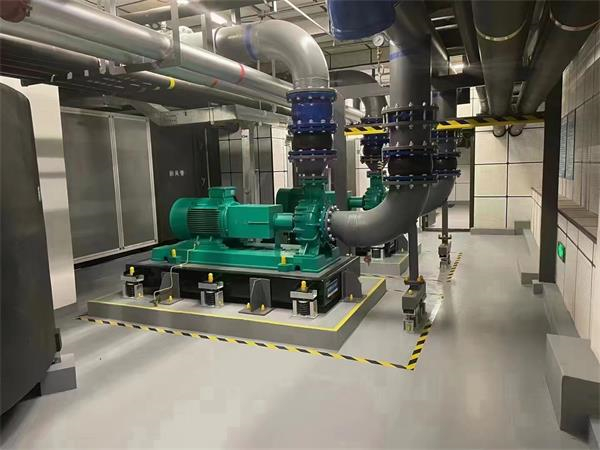 冷卻塔維修，在冷卻塔出現(xiàn)明顯漂水現(xiàn)象時(shí)怎么辦(冷卻