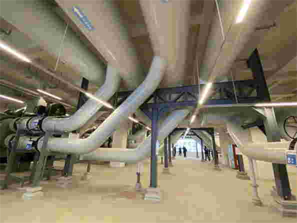 閉式冷卻塔電機的優點及風機電機的使用(閉式冷卻塔