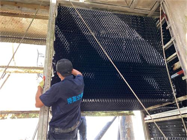 閉式冷卻塔如何節(jié)能運行？(臺州節(jié)能閉式冷卻塔)